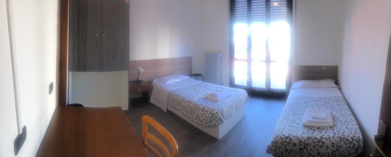 New Family Inn بيرو المظهر الخارجي الصورة