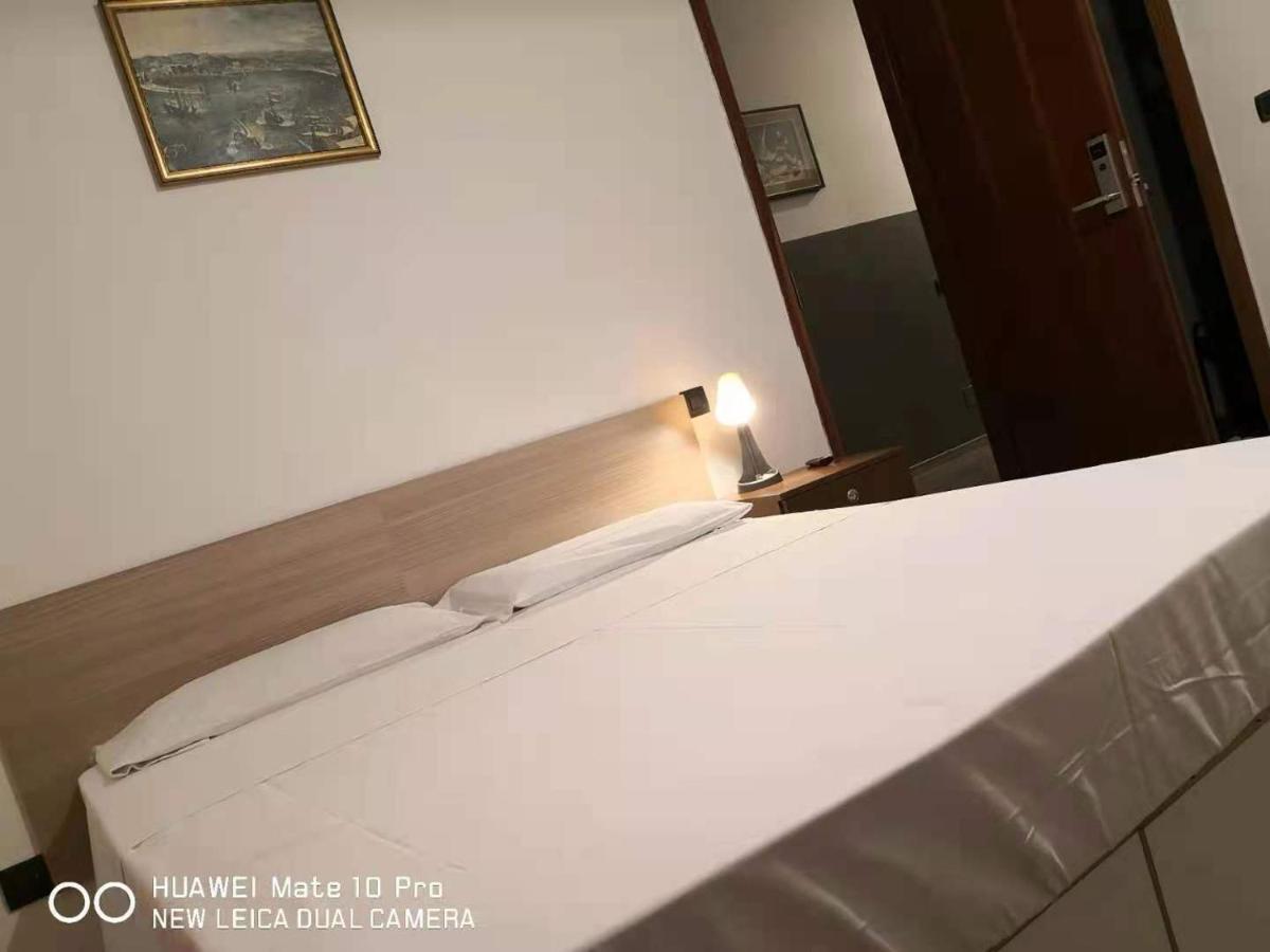 New Family Inn بيرو المظهر الخارجي الصورة